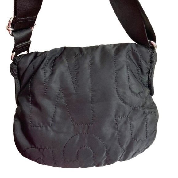 Marc by Marc Jacobs black nylon quilted messenger shoulder bag - Picture 5 of 10